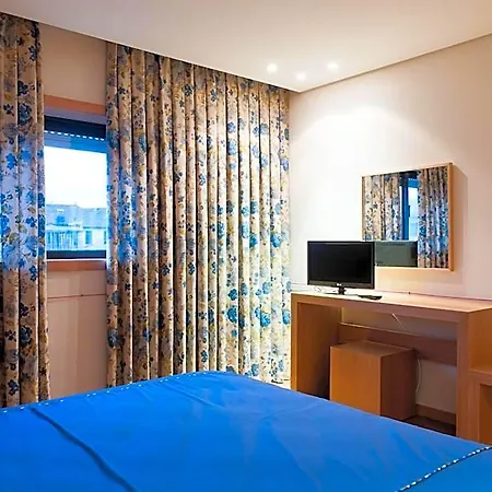 Hotel Mondim Al & 3*