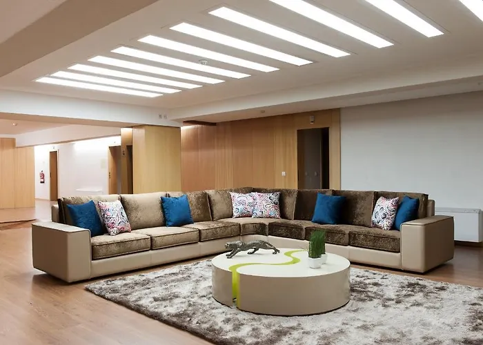 Mondim Al & 3* 몬딤데바스토