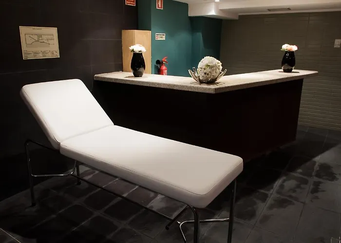 Hotel Mondim Al & 3*