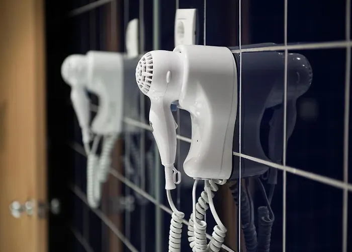 Hotel Mondim Al & 3*